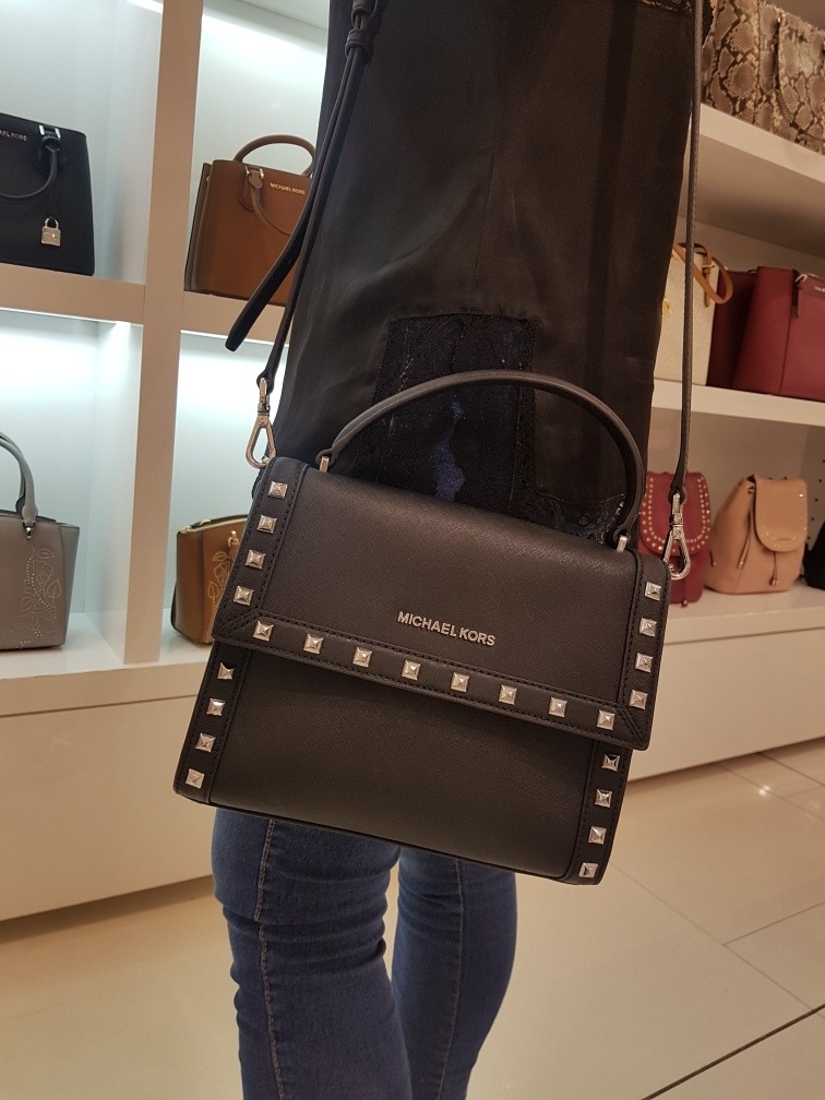 Bolsa Michael Kors Dillon Black Lançamento - R$ 1.089,00 em Mercado Livre