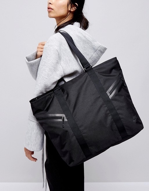 nike azeda tote