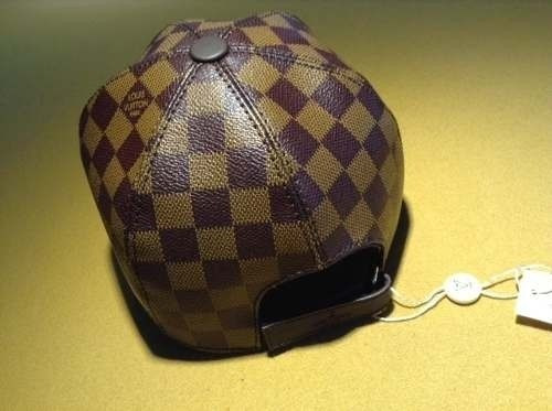 Boné Louis Vuitton Marrom Couro + Frete Grátis - R$ 299,99 em Mercado Livre