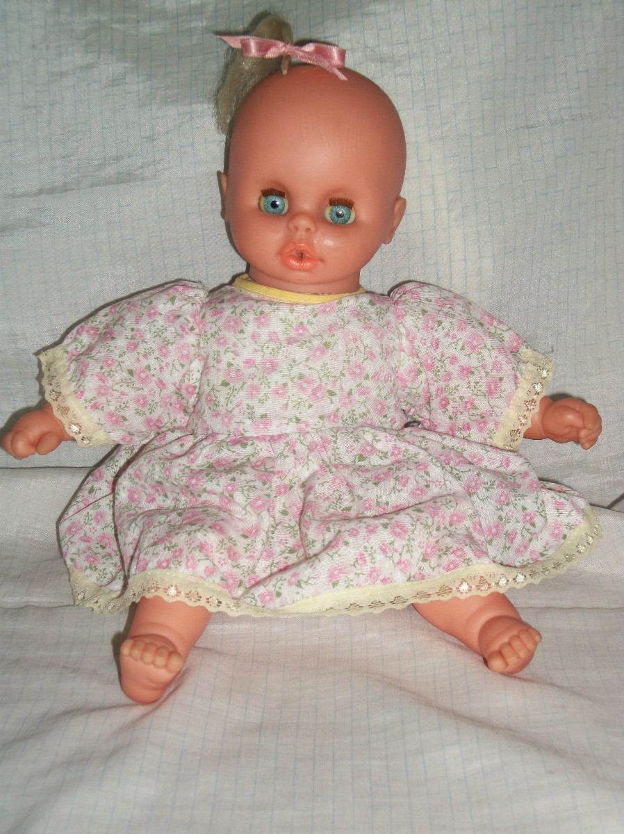 Boneca Antiga Corpo De Pano Coleção Cotiplás - R$ 15,00 em Boneca Antiga Corpo De Pano Coleção Cotiplás - R$ 15,00 em