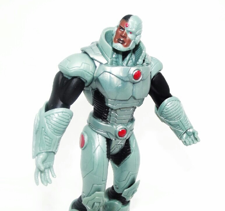 boneco action figure cyborg