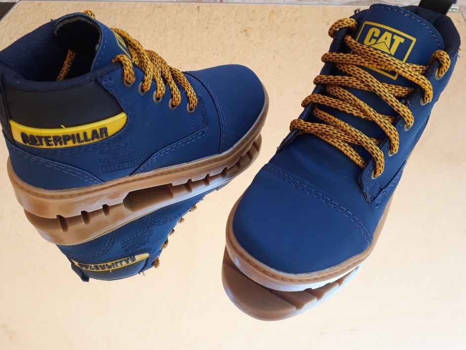 bota infantil caterpillar