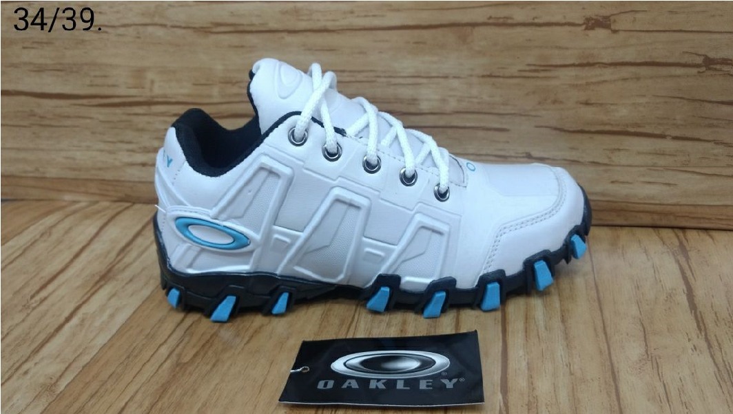o mesmo Subproduto perderse tenis da oakley branco e azul - fariapalace.pt