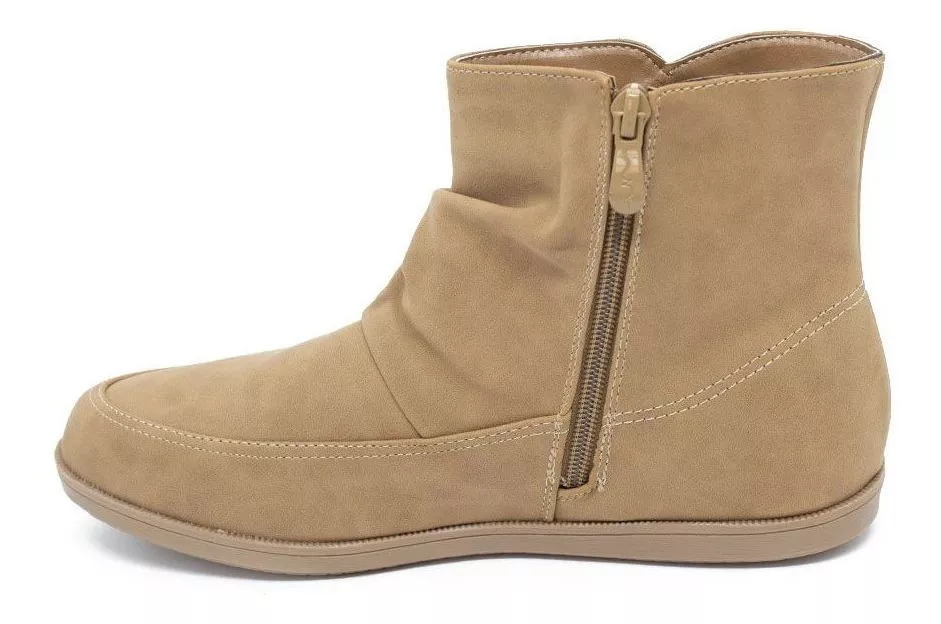 bota ugg mooncity