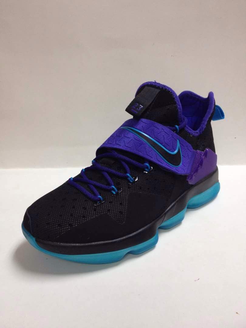 Botas Nike Lebron 14 Para Caballeros - Bs. 150.000,00 en Mercado Libre