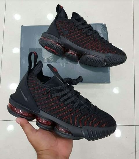 Botas Nike Lebron 16 Para Dama Y Caballeros - Bs. 1.380.000,00 en Mercado  Libre
