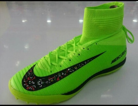 botas nike tacos