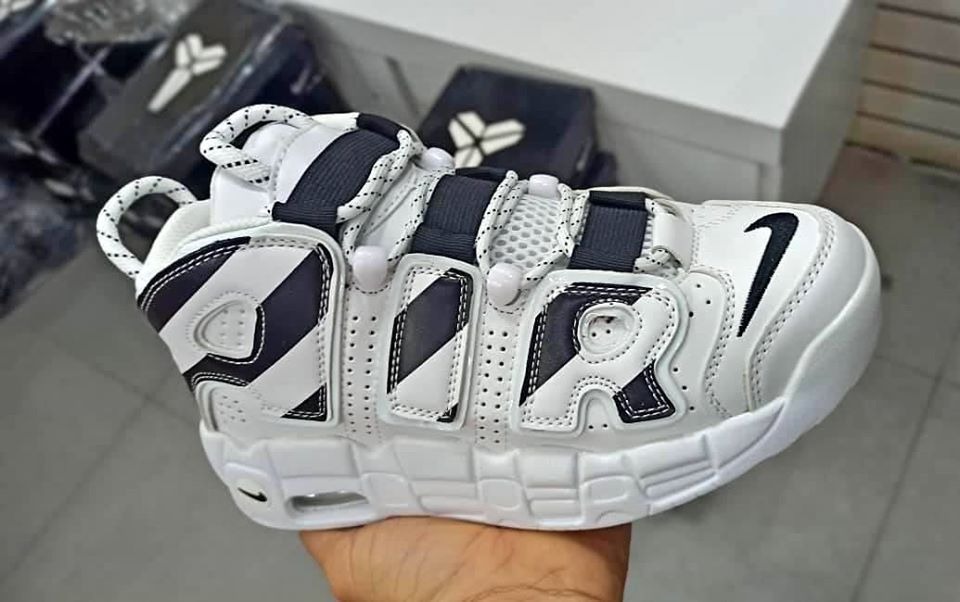 botas nike uptempo