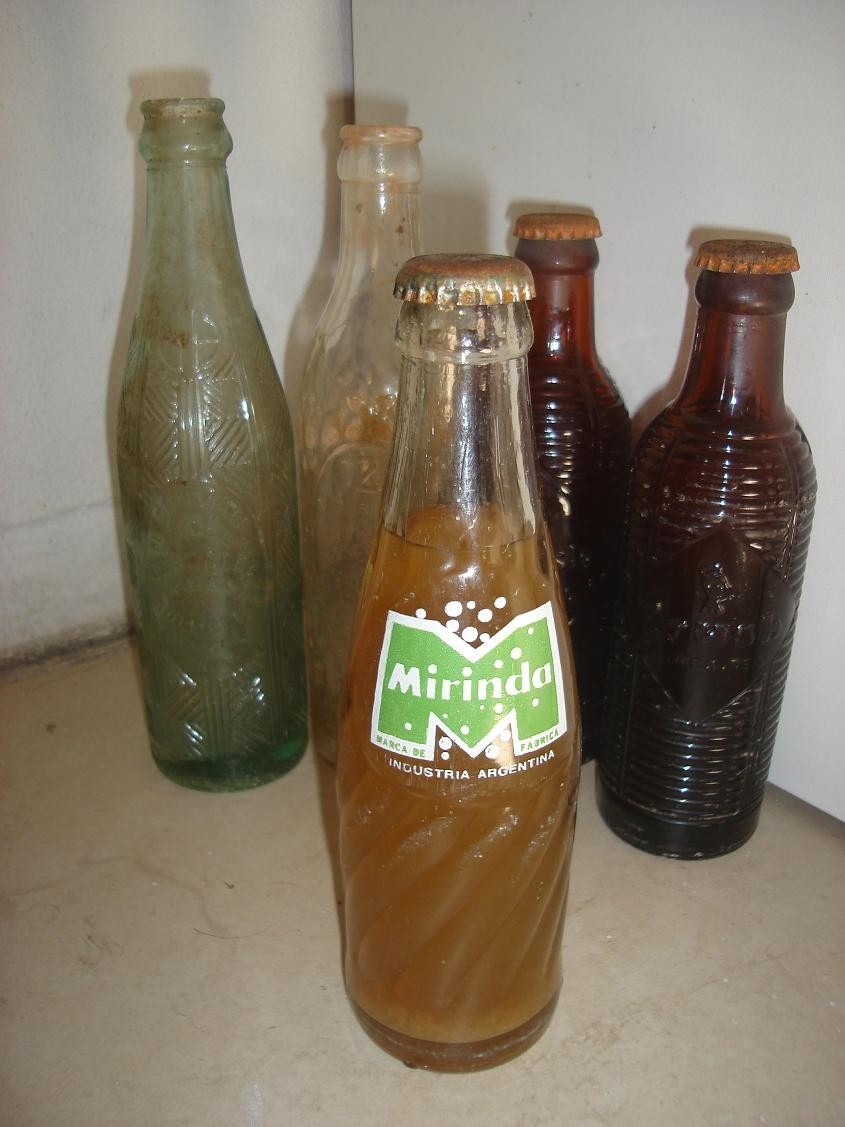 Resultado de imagen de mirinda botella antigua