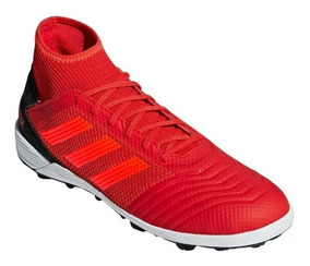 botines predator rojos