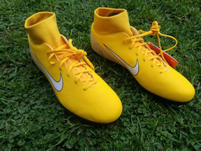 botines de neymar jr