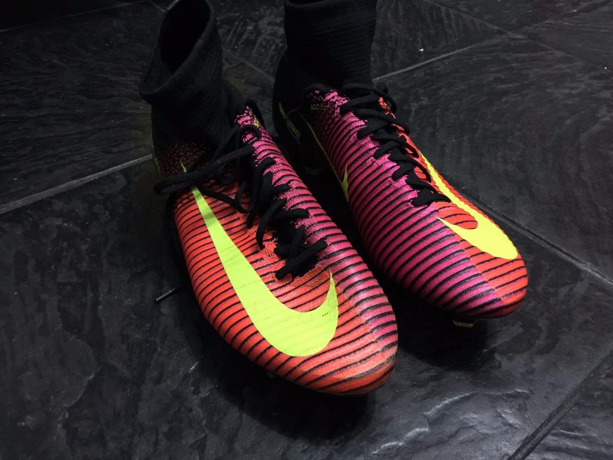 nike mercurial botita