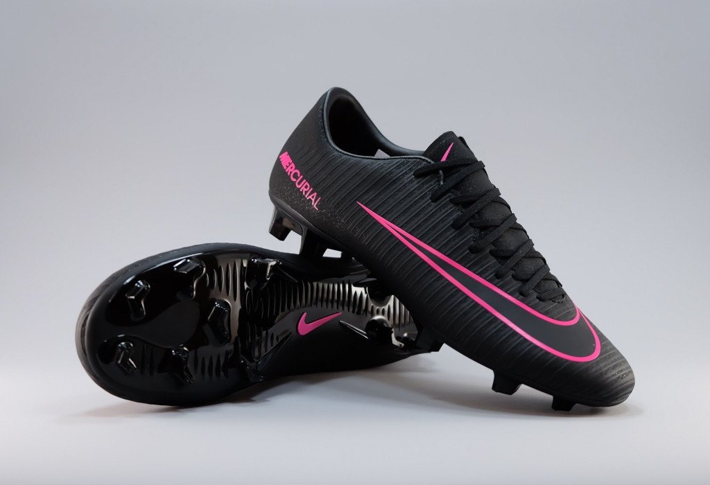 nike mercurial tiempo