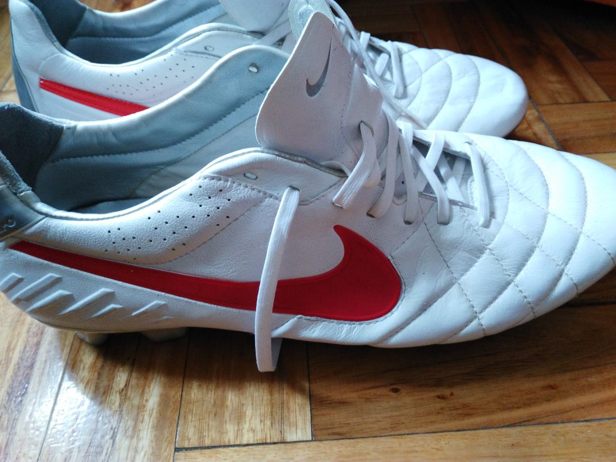 botines nike tiempo blancos