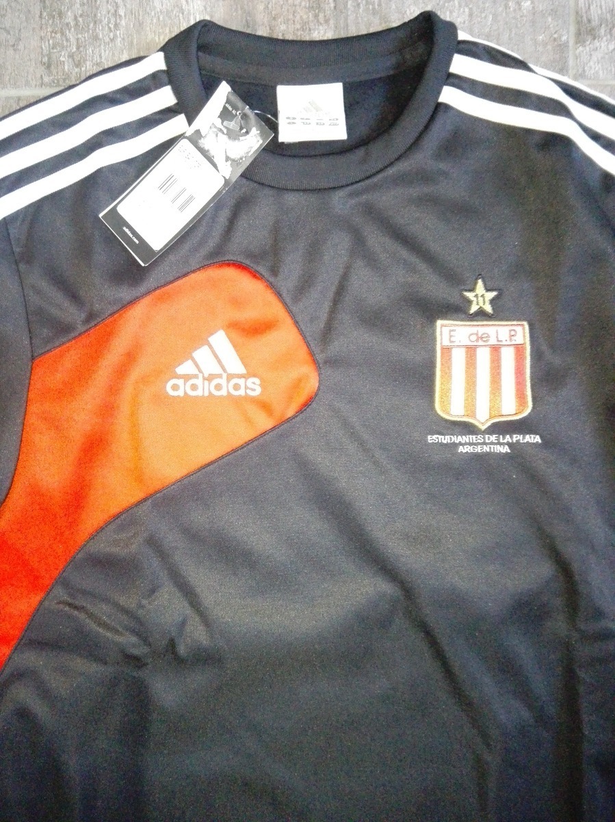 ropa adidas estudiantes de la plata