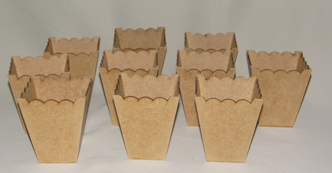 Cachepo Babado Para Mesa De Festas 20 Peças Mdf Cru R$ 46,00 em Mercado Livre Armario Para Cozinha De Parede ~ Cachepo Babado Para Mesa De Festas 20 Peças Mdf Cru R$ 46,00 em Mercado Livre