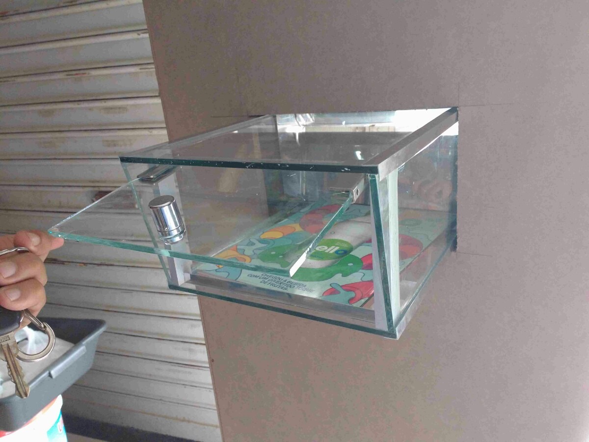 Caixa De Correio Em Aço Inox E Vidro 19 X 30cm R$ 221,50 em Mercado Livre Artesanato Na Rede ~ Caixa De Correio Em Aço Inox E Vidro 19 X 30cm R$ 221,50 em Mercado Livre