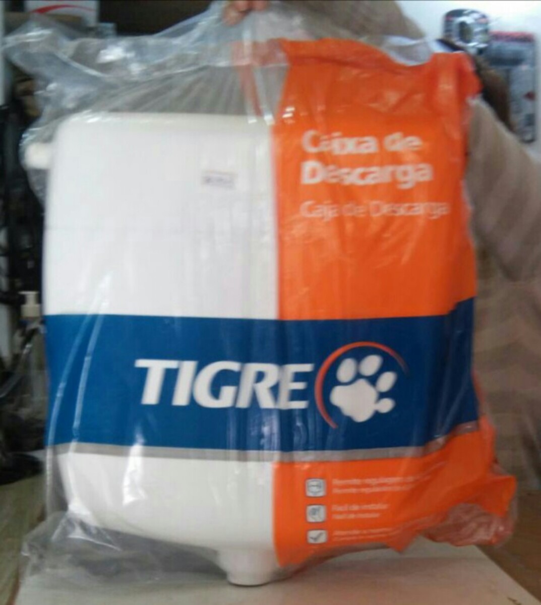 Boia para caixa de descarga tigre