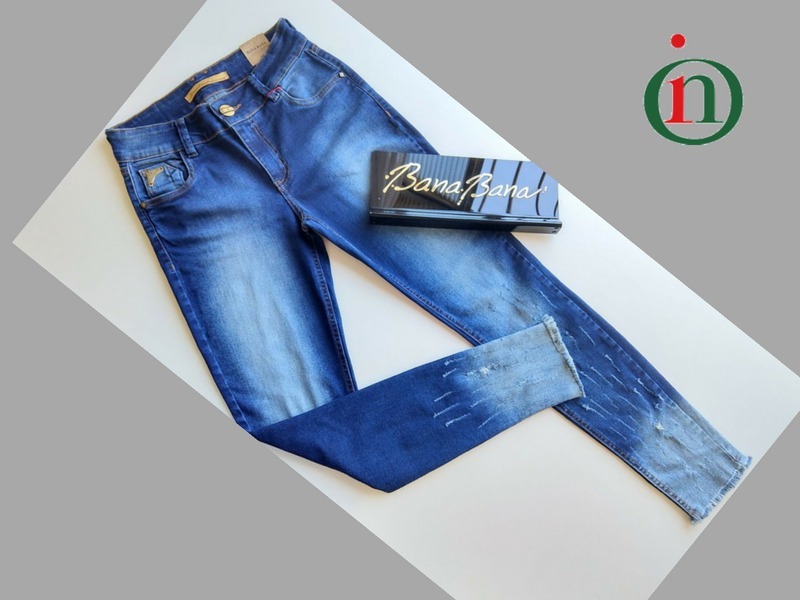 calça jeans feminina azul turquesa