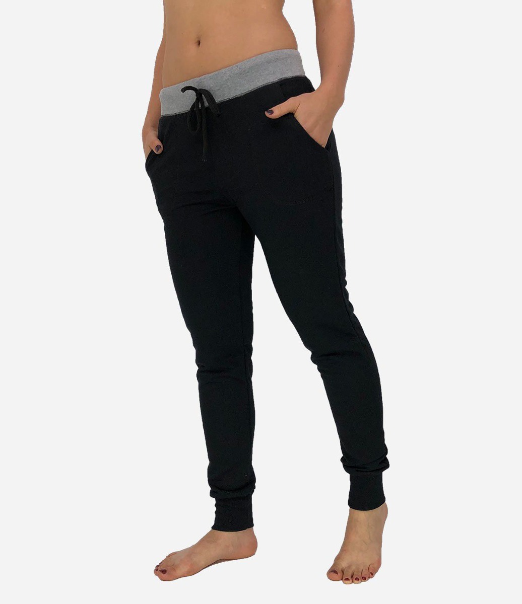 calça slim preta feminina