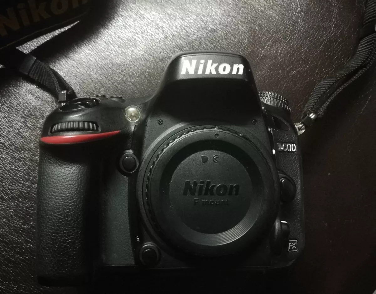 camara-nikon-d600-a-toda-prueba-32xxx-disparos-full-frame-D_NQ_NP_876812-MLC29649592329_032019-F.webp