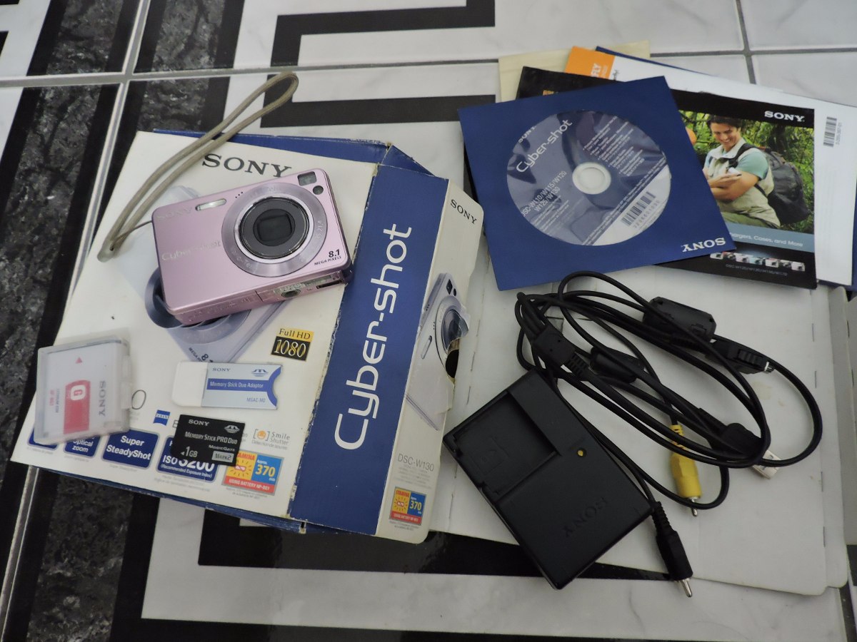 camara digital rosa camera digital sony w130 rosa 8 1 megapixels r 99 90 em camara digital rosa camera digital sony w130 rosa 8 1 megapixels r 99 90 em