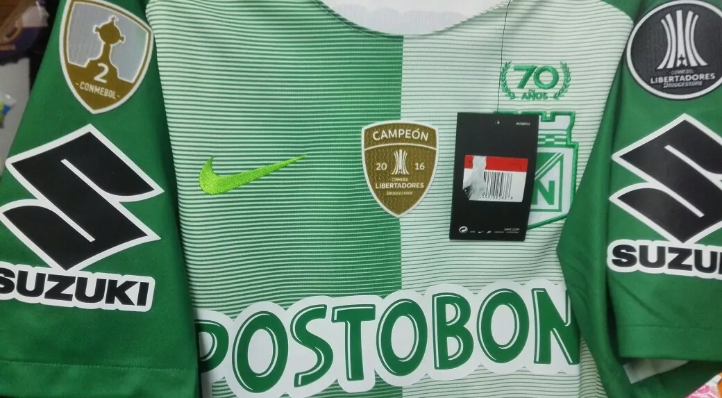 camisa-atletico-nacional-2017-version-copa-libertadores-D_NQ_NP_509725-MCO25490165898_042017-F.webp