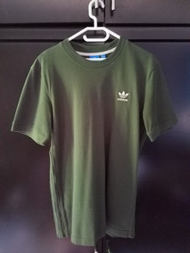 camiseta adidas verde militar