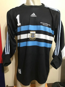 Buzo Adidas Rompevientos D2m Activated Tech Aeroready Hombre — La Cancha