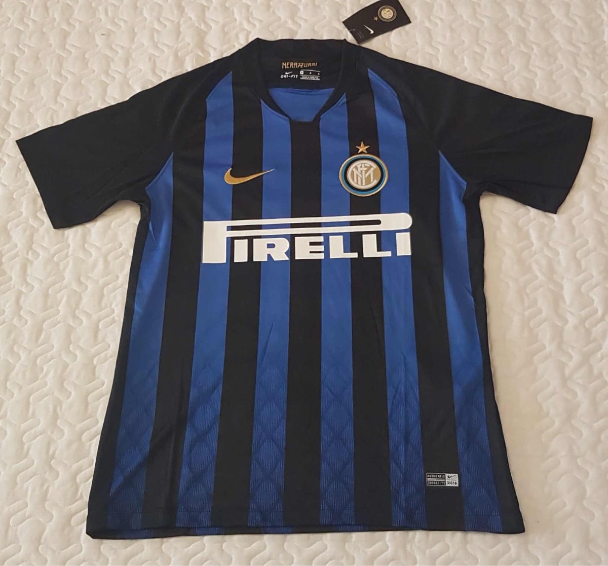 Camiseta Inter Milan LAUTARO MARTINEZ Camiseta Inter Milan LAUTARO MARTINEZ