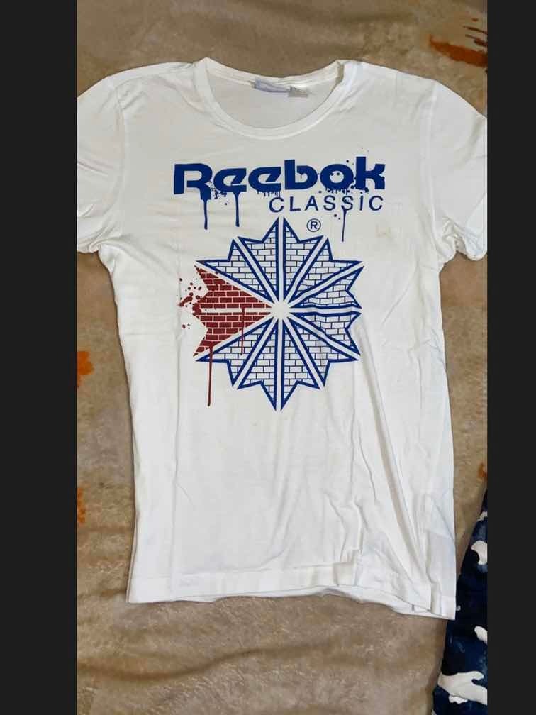 camiseta reebok blanca