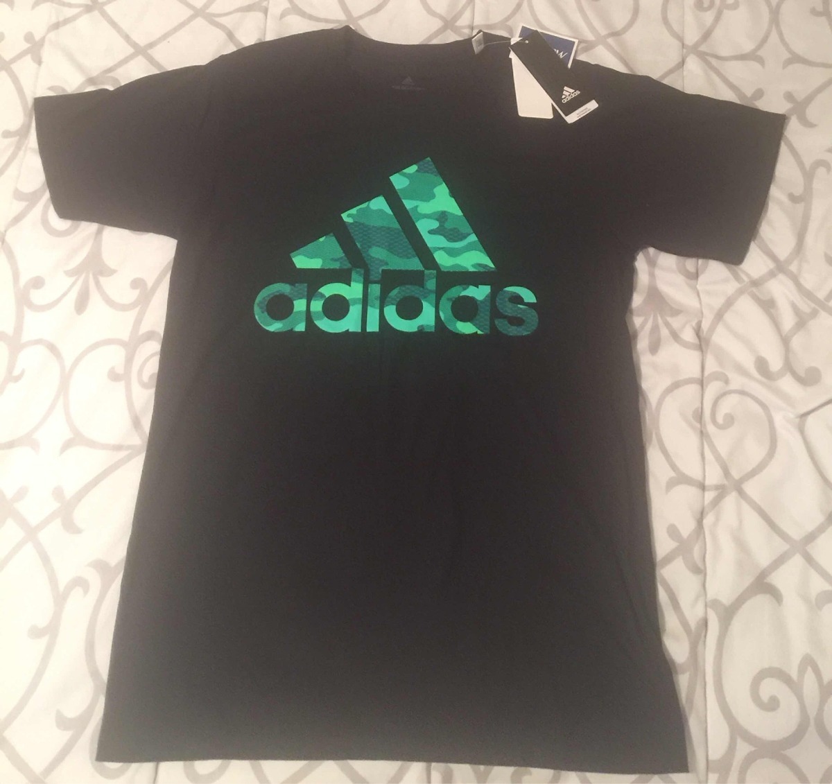 envio GRATIS a todo el mundo tan baratas en pies imágenes de Camisetas adidas, Nike, Reebok, Tommy Hilfiger Originales - U$S 24,00 en Mercado Libre envio GRATIS a todo el mundo tan baratas en pies imágenes de Camisetas adidas, Nike, Reebok, Tommy Hilfiger Originales - U$S 24,00 en Mercado Libre
