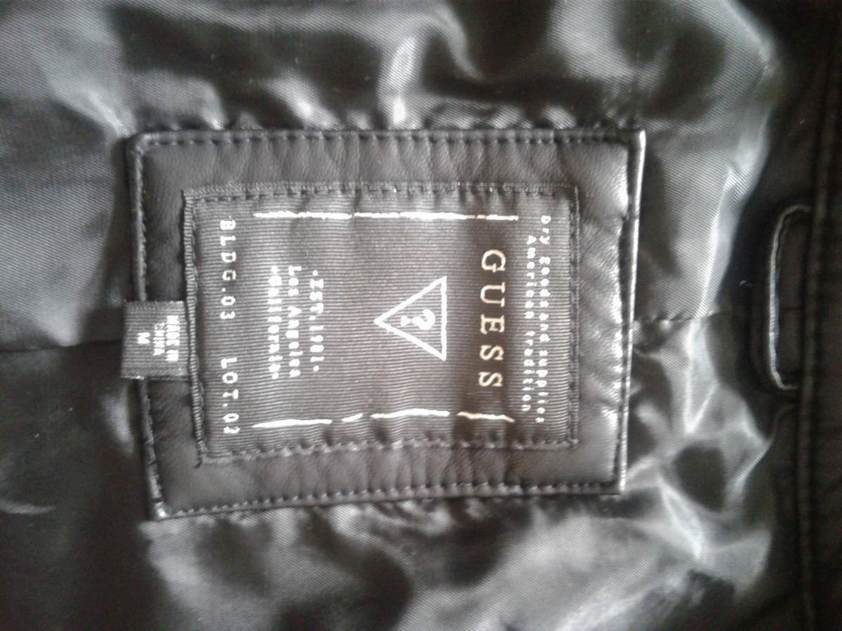 Campera De Cuero Guess Original Jazmin Saint Moto Jacket