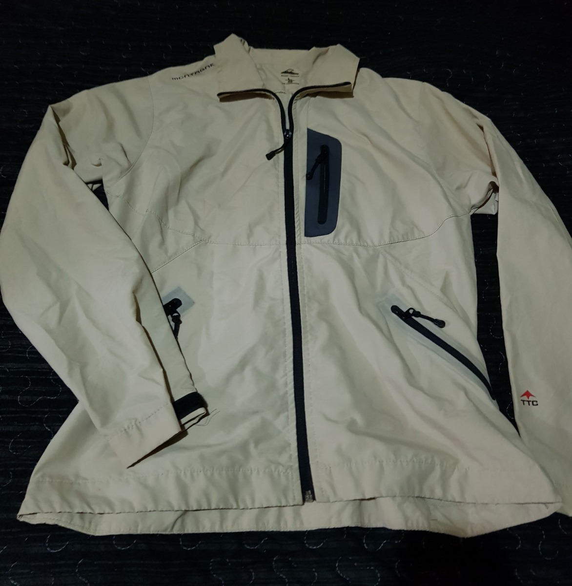 Campera Montagne Talle L Mujer Impecable Liquido 129000