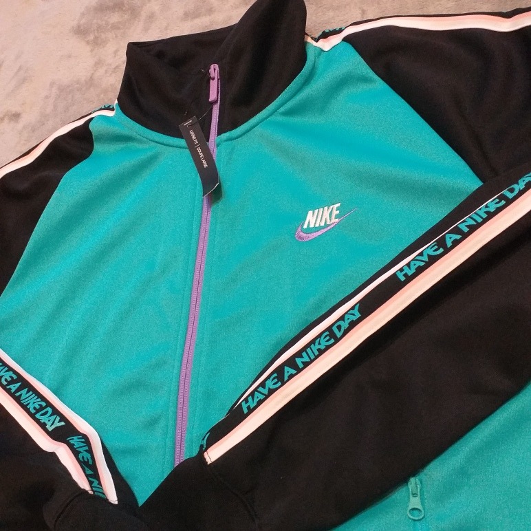 have a nike day jacket