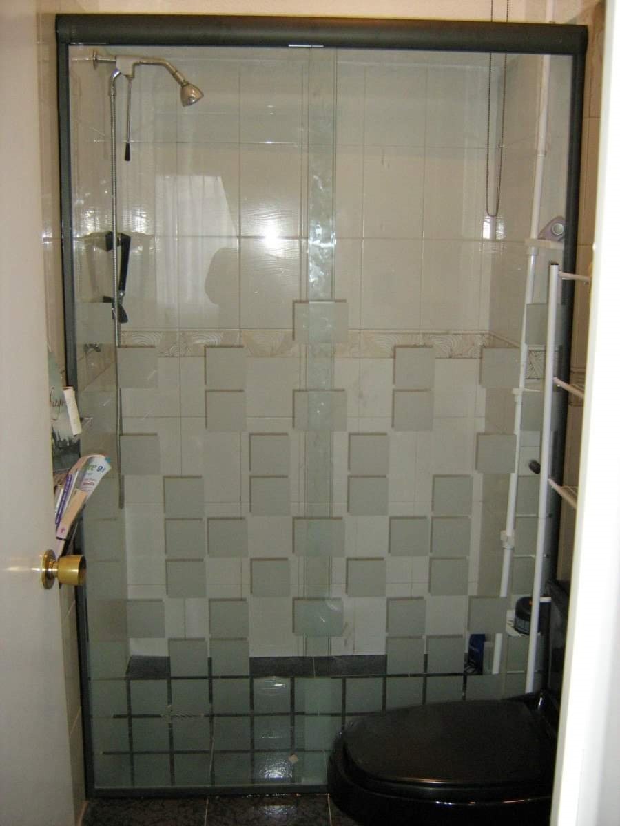 Cancel Para Baño Corredizo De Vidrio De 6mm Templado - $ 4,350.00 en