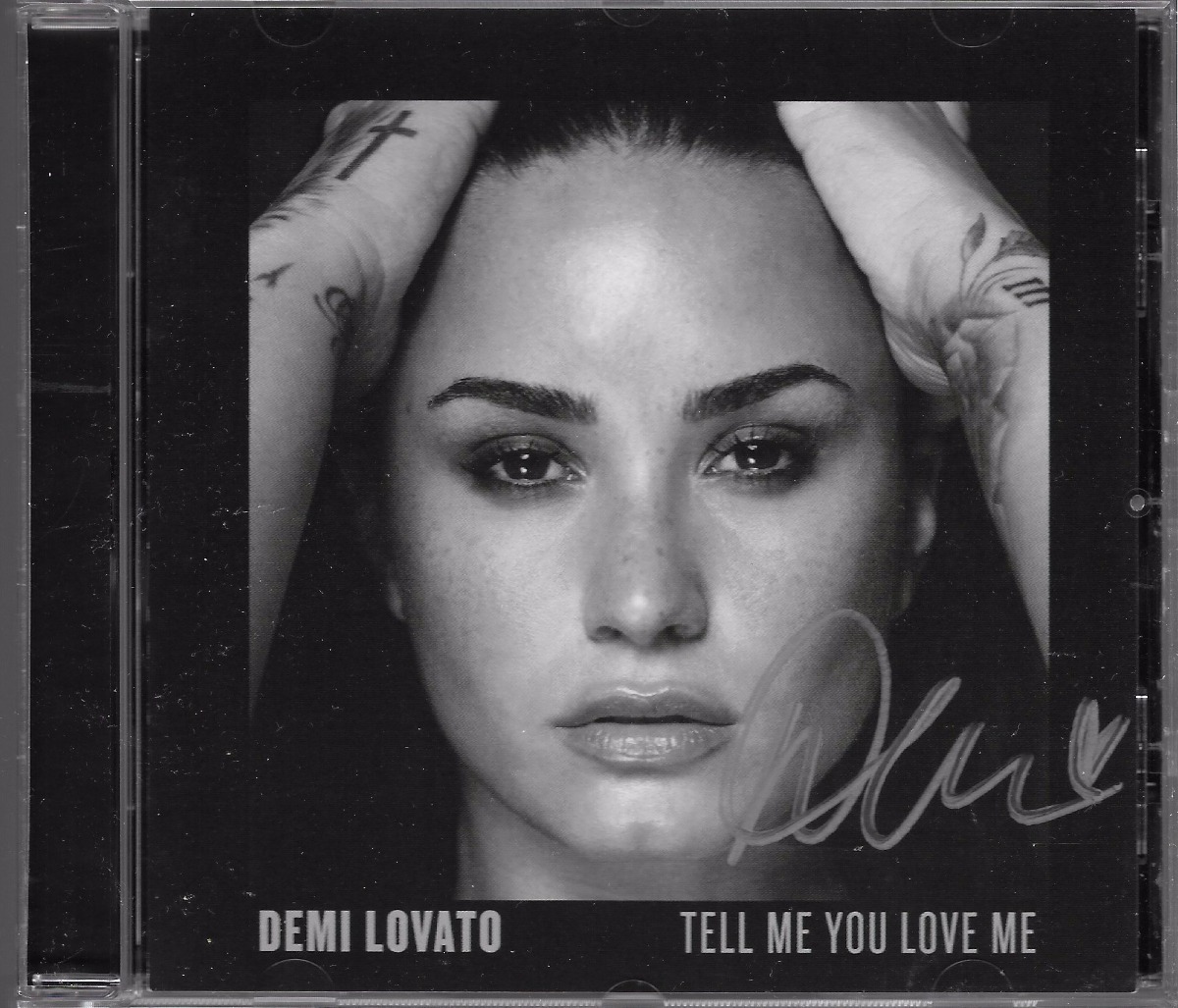 Cd Demi Lovato Tell Me You Love Me [autografado] Uk R 189,90 em