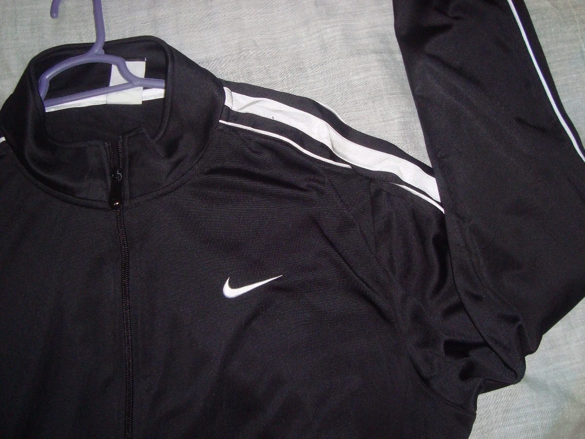 chamarra nike negra hombre