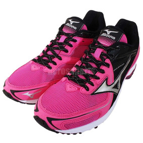 championes mizuno