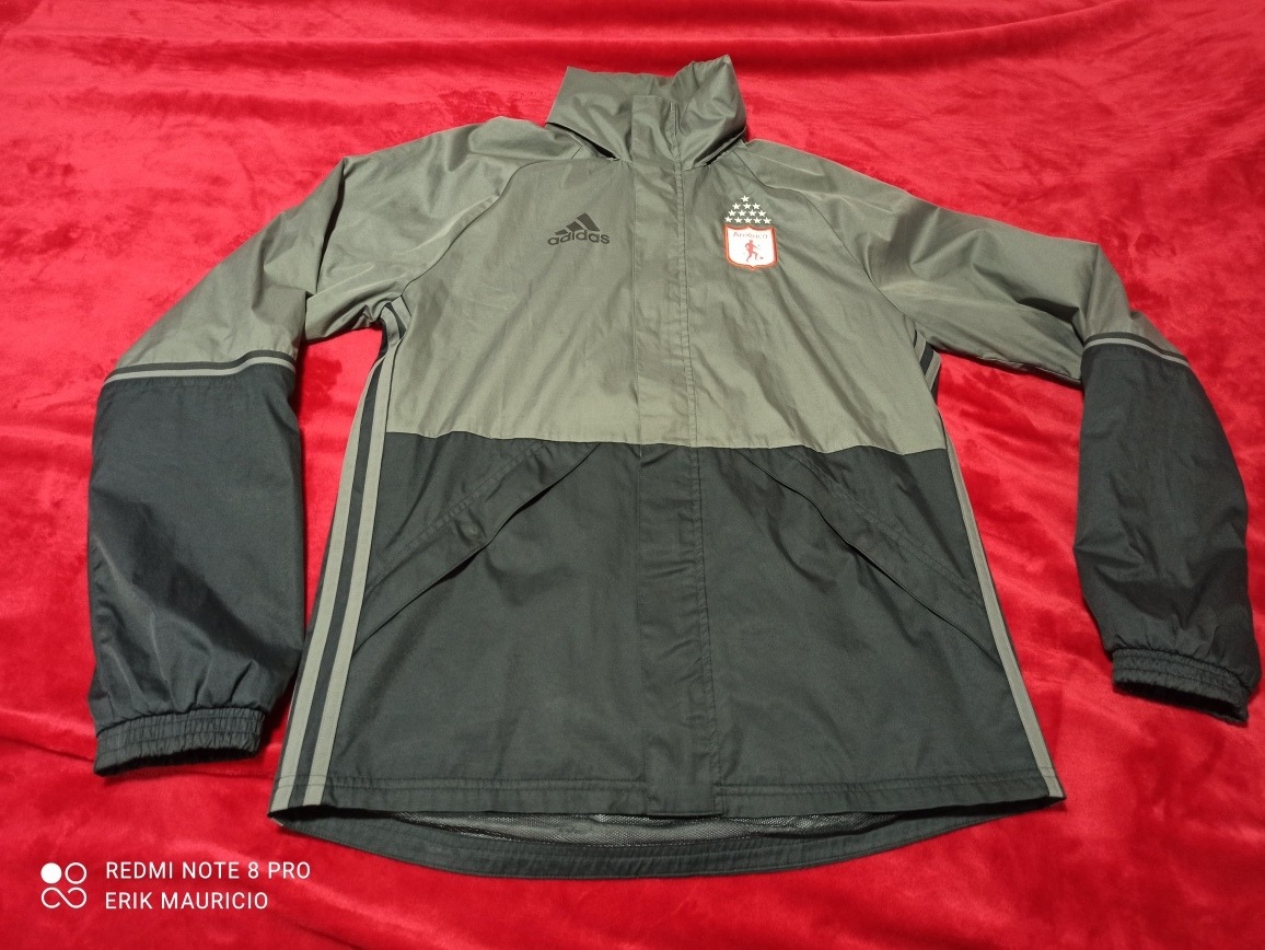 chaqueta adidas america de cali