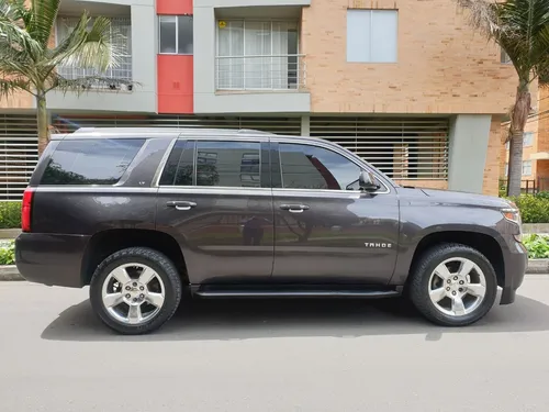 Chevrolet Tahoe Lt 5300cc 4x4 At Sun Roof 7 Ptos 2016