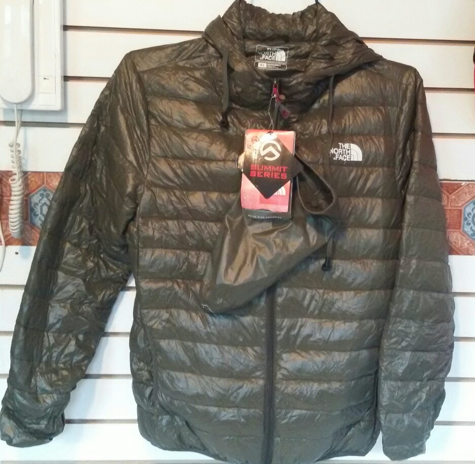 north face chompas north face chompas