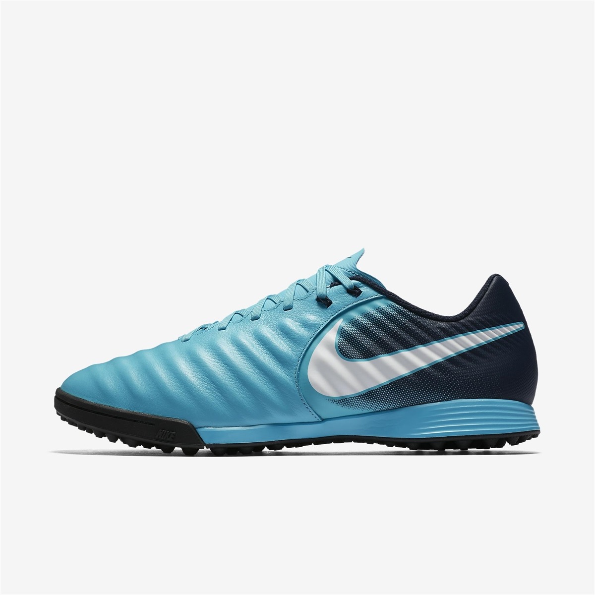 chuteira society nike tiempo ligera 4