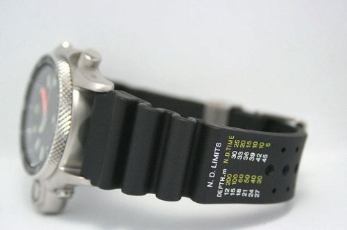 Citizen Jp2000 Aqualand 1 Relançamento 1985 Jp2000-08l - R$ 1.649,90 em Mercado Livre