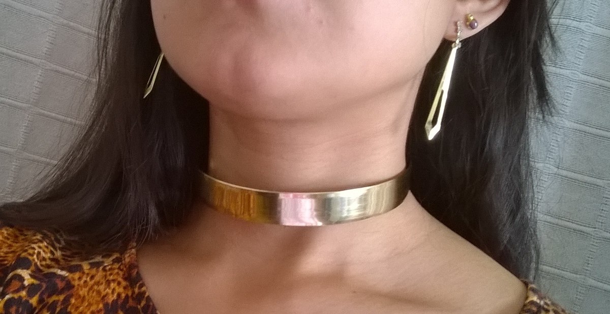 Colar Atena Dourado Choker Metalizado Novela Regra Do Jogo - R$ 5 ...