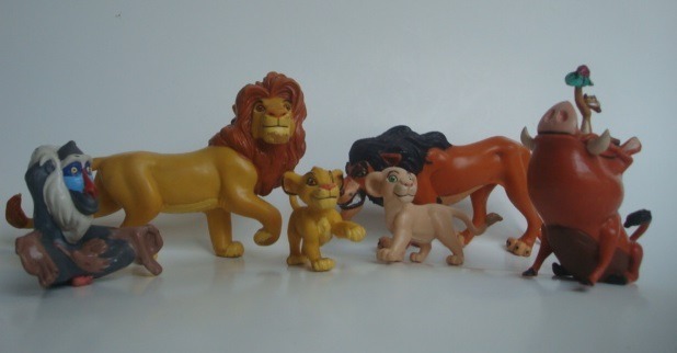muñecos del rey leon