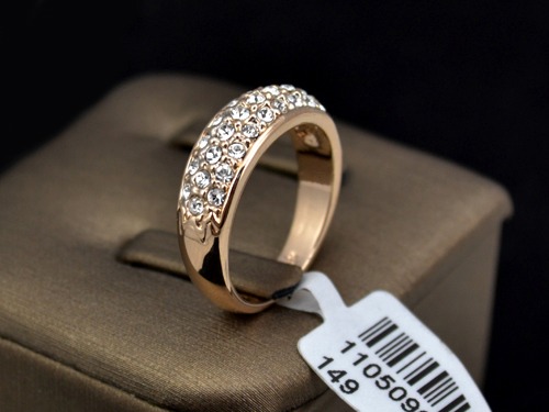 Anel Meia Aliança Com Cristais Swarovski Folheado A Ouro 18k R$ 47,90 em Mercado L Artesanato Para Festa Infantil Com Garrafa Pet ~ Anel Meia Aliança Com Cristais Swarovski Folheado A Ouro 18k R$ 47,90 em Mercado L