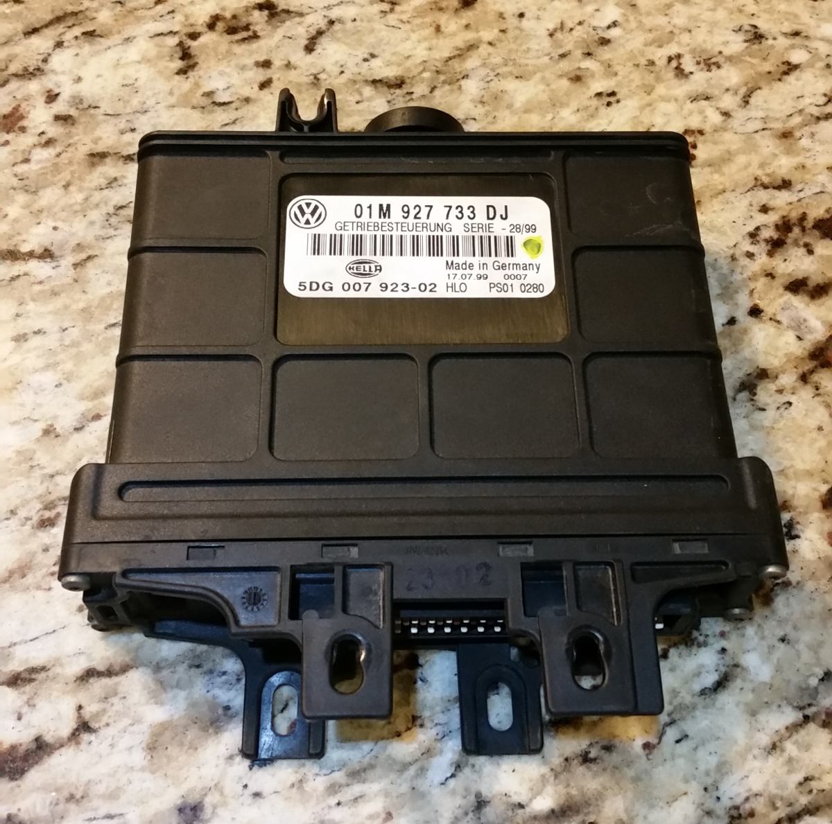 Computadora De Transmision 01m 927 733 Dj Jetta Tcm Golf - $ 1,800.00