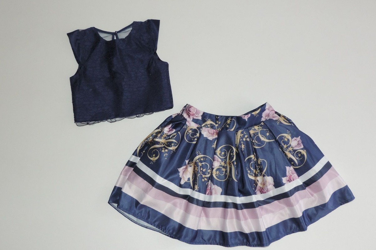 conjunto saia e blusa petit cherie