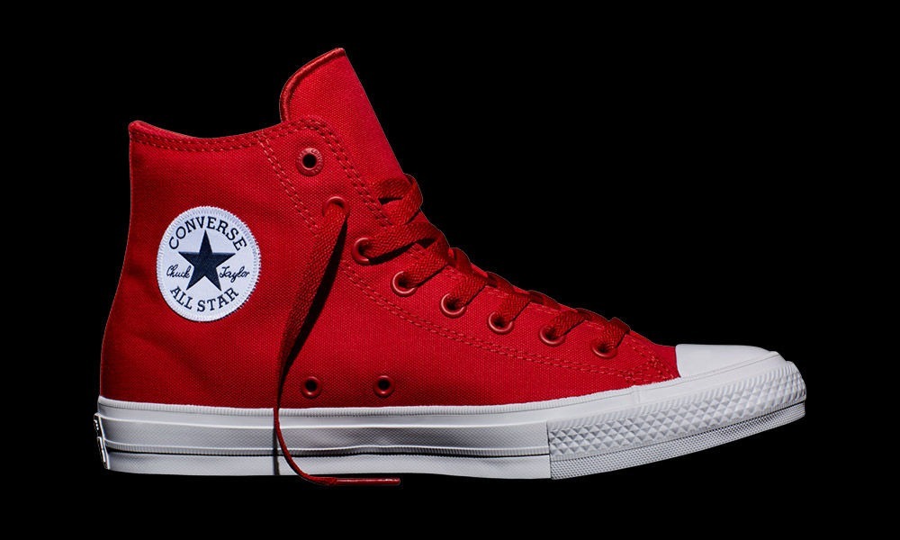 chuck taylor 2 rojas